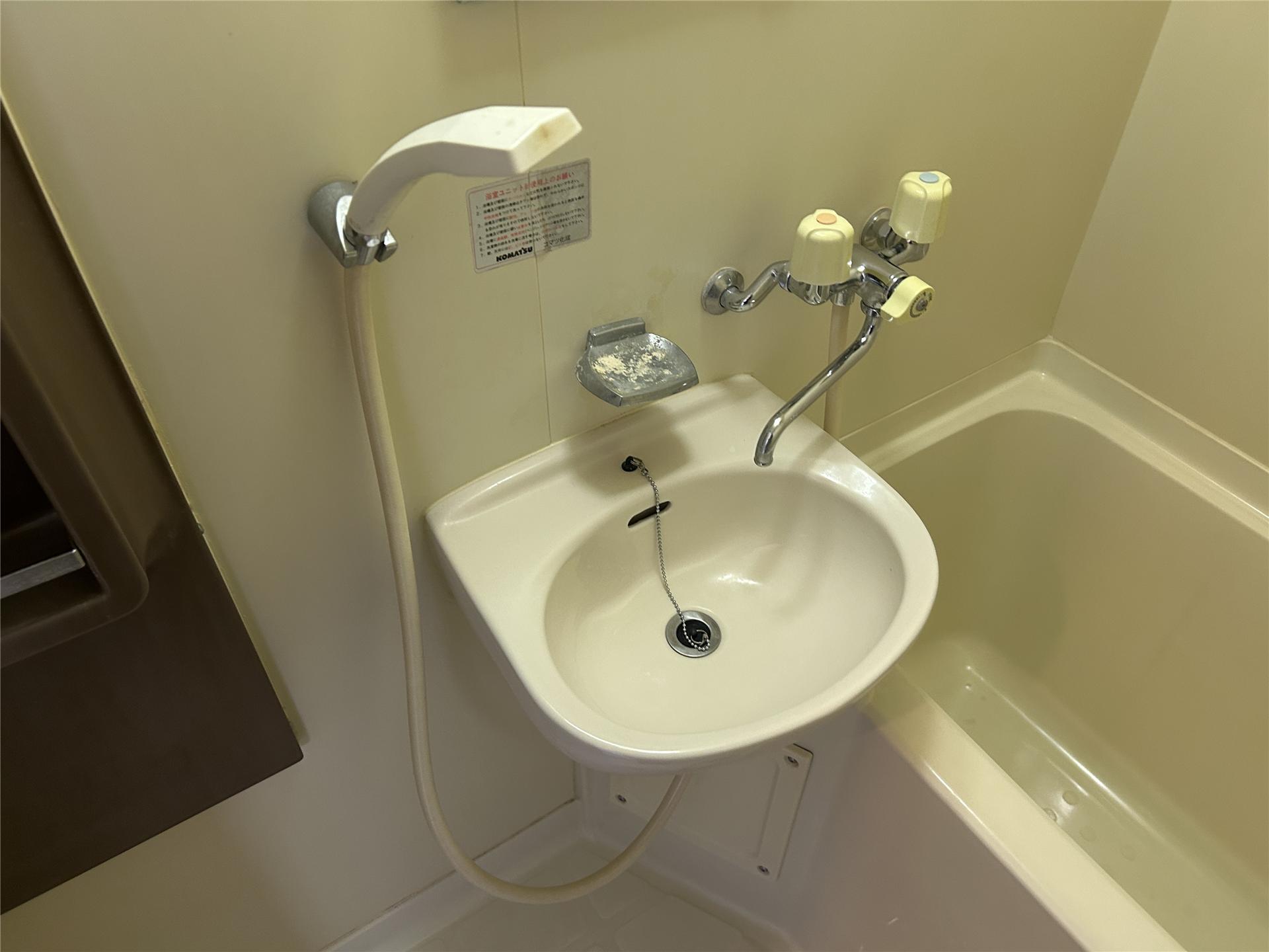 洗面設備　洗面ボウル付きです