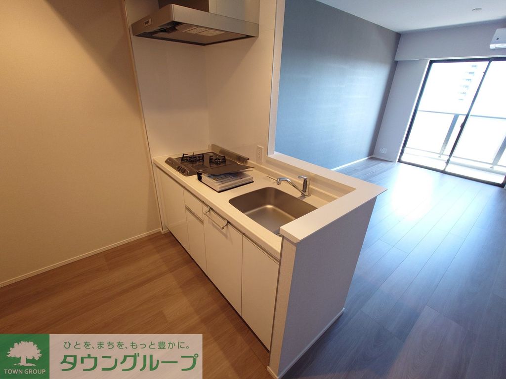 居室・リビング　※同間取りのお部屋です。階数によって色合いが異なります。