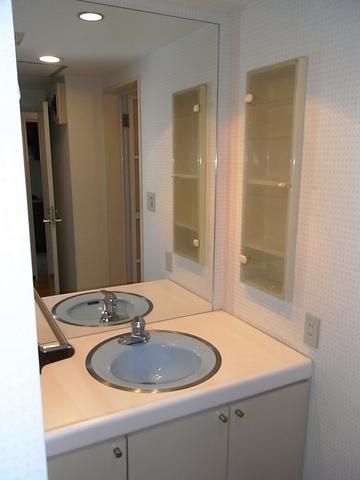 洗面設備　独立洗面化粧台（脱衣所）