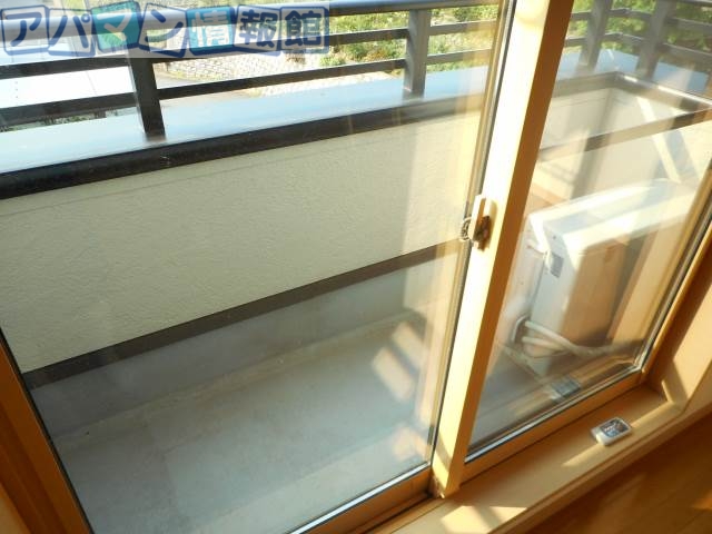 バルコニー　※別号室のお写真になります