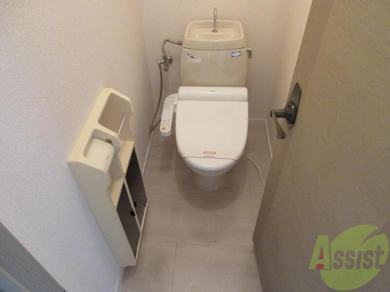 トイレ　ウォシュレットついてます
