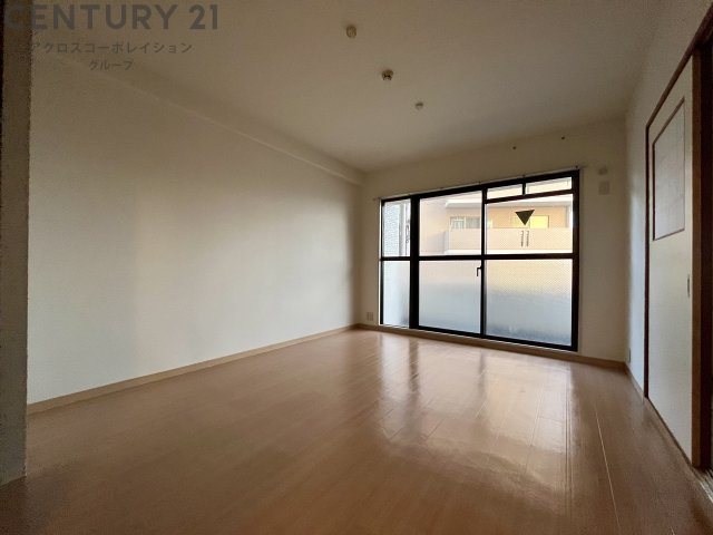 居室・リビング　南向きのリビングです♪