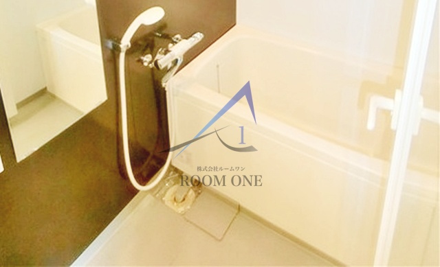 バス・シャワールーム　お風呂です。