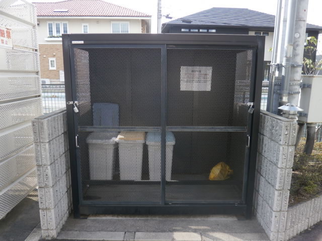 その他共有部分　敷地内に専用のゴミ庫有り