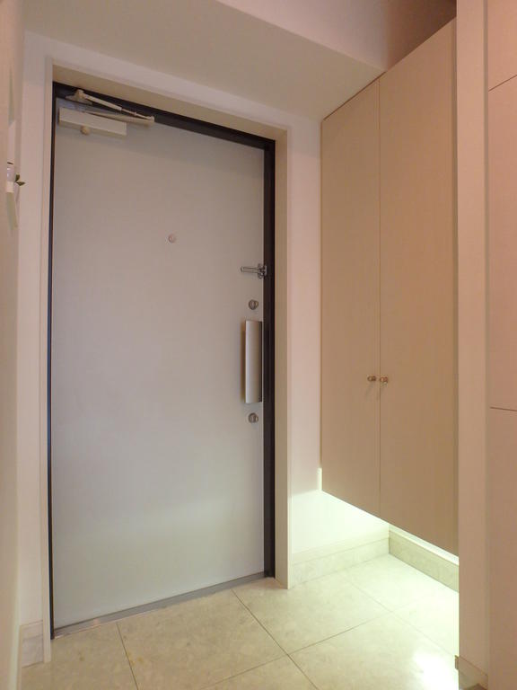 玄関　大容量のシューズBOX