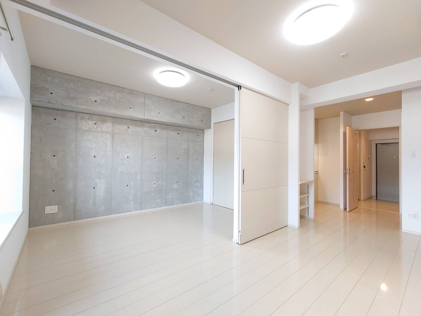 居室・リビング　明るいお部屋♪　照明サービス設置