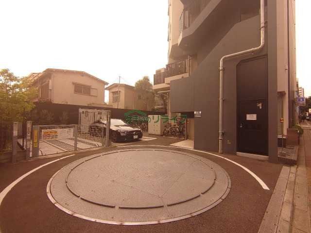 駐車場　ステラメゾン三軒茶屋(旧クレヴィアリグゼ三軒茶屋)