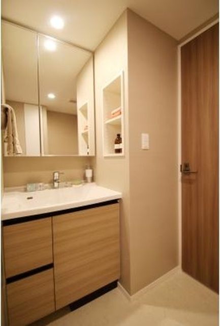 洗面設備　モデルルームです