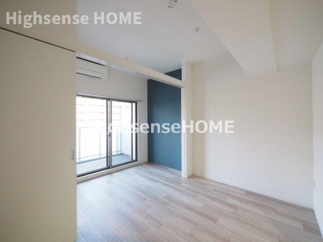 居室・リビング　コンパクトで使いやすい洋室です