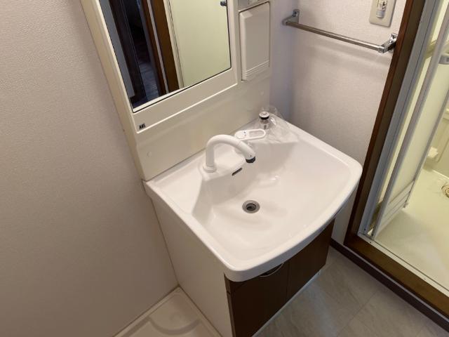 洗面設備　洗髪洗面化粧台