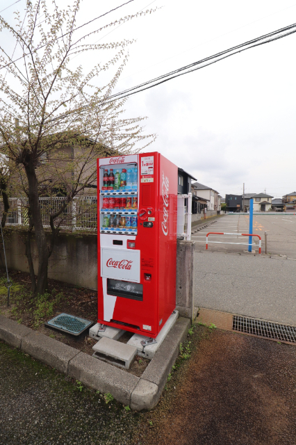 エントランス　入口