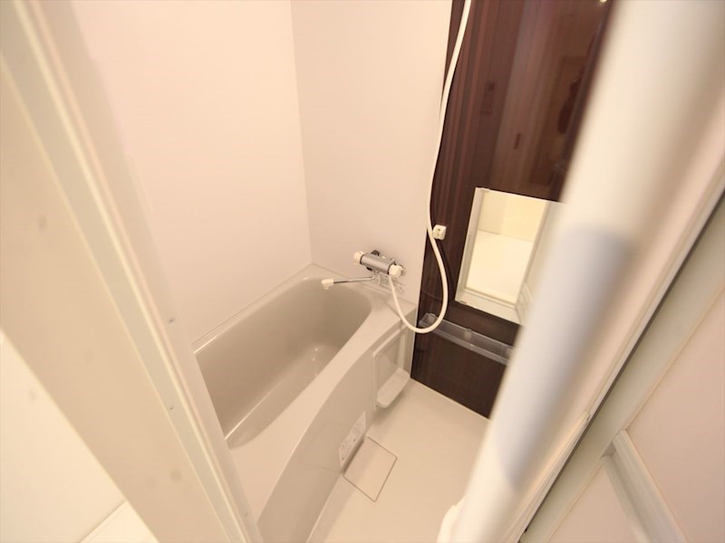 バス・シャワールーム　バスルーム　浴室暖房乾燥機付き　イメージ写真