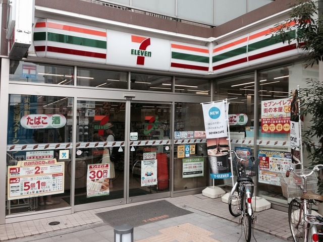 コンビニ　セブンイレブン調布布田駅前店（コンビニ）まで786m