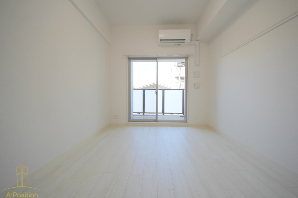 居室・リビング　エステムコート大阪WESTII