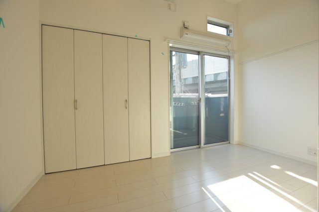 居室・リビング　同物件、別号室の参考写真です。