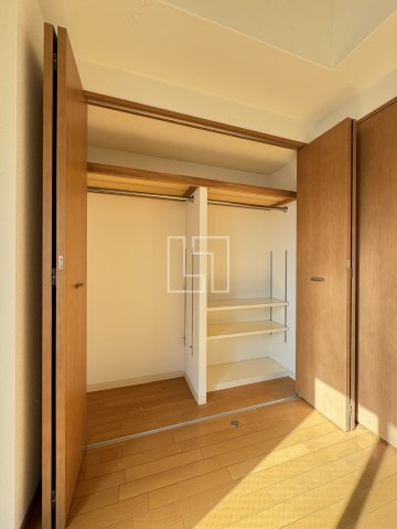 収納　ドゥーエ玉造　クローゼット