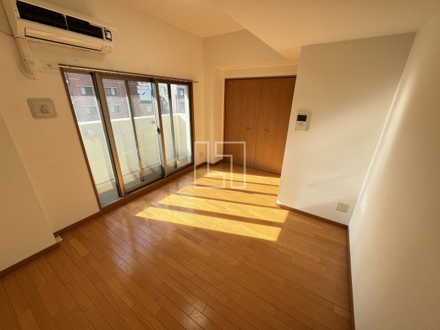 居室・リビング　ドゥーエ玉造　洋室