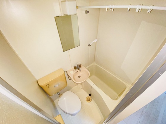 バス・シャワールーム　※別号室の写真です