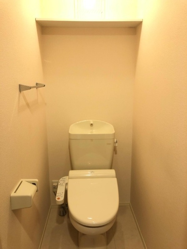 トイレ　図面と現状に相違がある場合には現状を優先