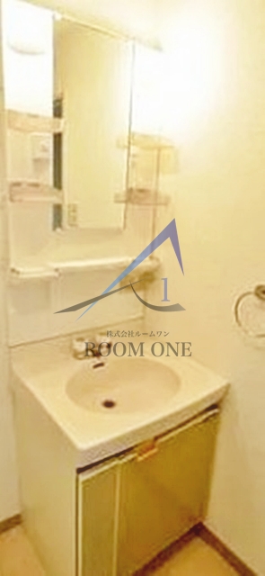 洗面設備　洗面台です。