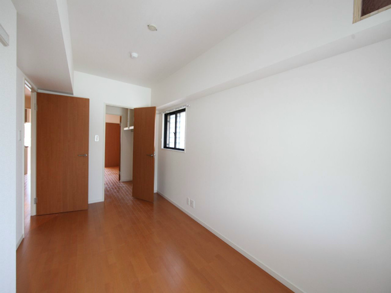 その他部屋・スペース　洋室7.3帖　ウォークインクローゼット付（収納充実してます）