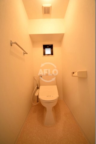 トイレ　サンフラッツ東平　温水洗浄便座