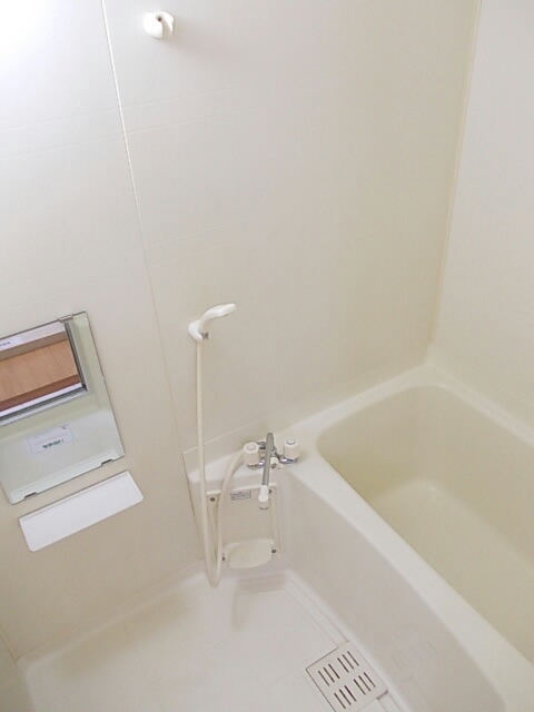 バス・シャワールーム　バス