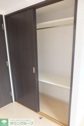 収納　使いやすいクローゼットタイプ。