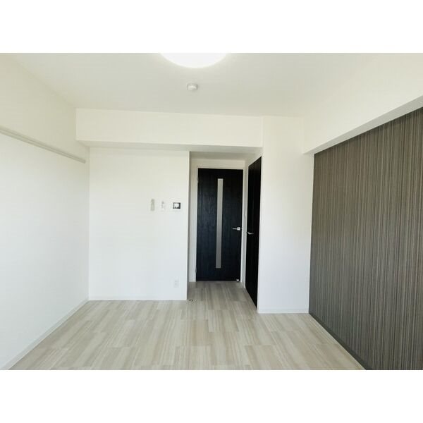 居室・リビング　同型タイプの為、現状を優先いたします。