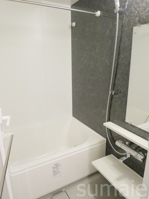 バス・シャワールーム　202号室モデルルーム写真★広くてキレイなお風呂ですよ♪