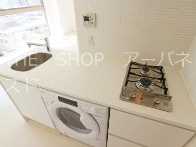 キッチン　2口コンロ完備の広々キッチン！