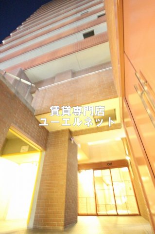 建物外観　シンプルで洗練されたデザインが毎日の暮らしに心地よさをプラス