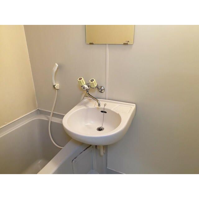 洗面設備　別部屋参考写真となります