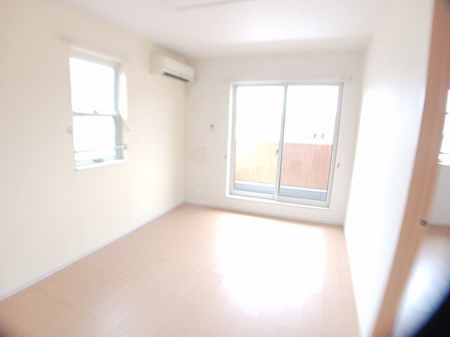 居室・リビング　使いやすい居間です