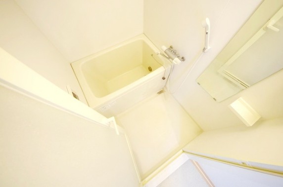 バス・シャワールーム　清潔な浴室！