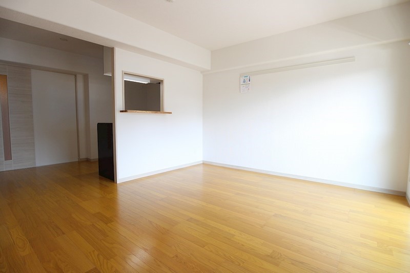 居室・リビング　広々リビング