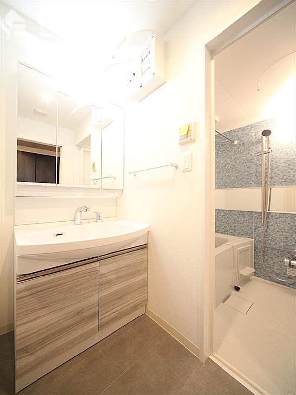 洗面設備　独立洗面台