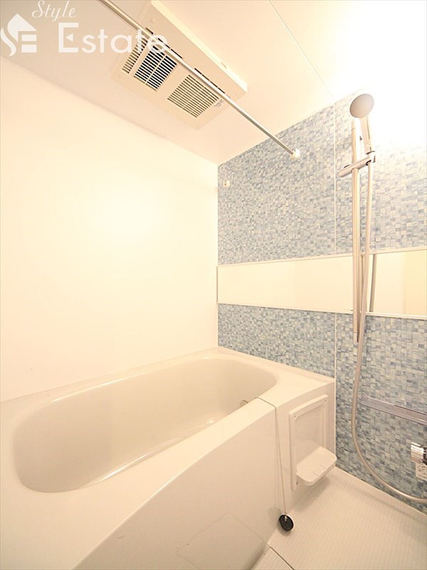 バス・シャワールーム　バスルーム