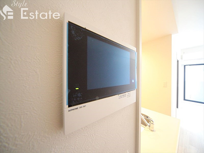 セキュリティ　モニター付きインターホン