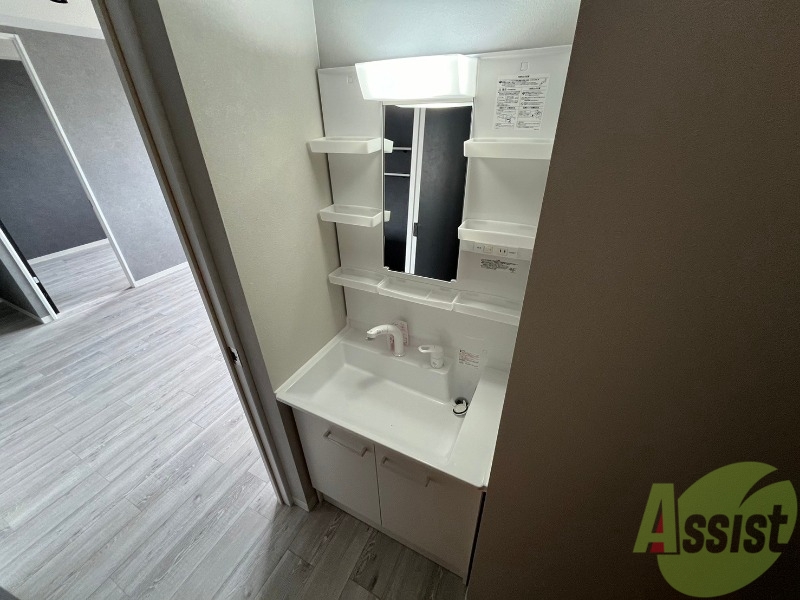 洗面設備　シャンプードレッサーで身支度もラクラクです！