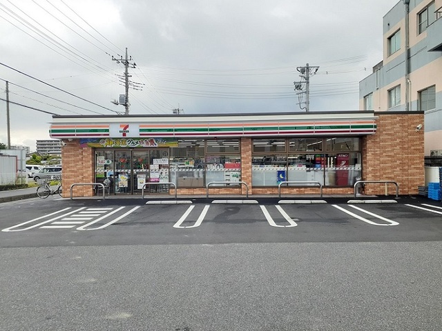 コンビニ　セブン　さいたま田島7丁目店（コンビニ）まで300m