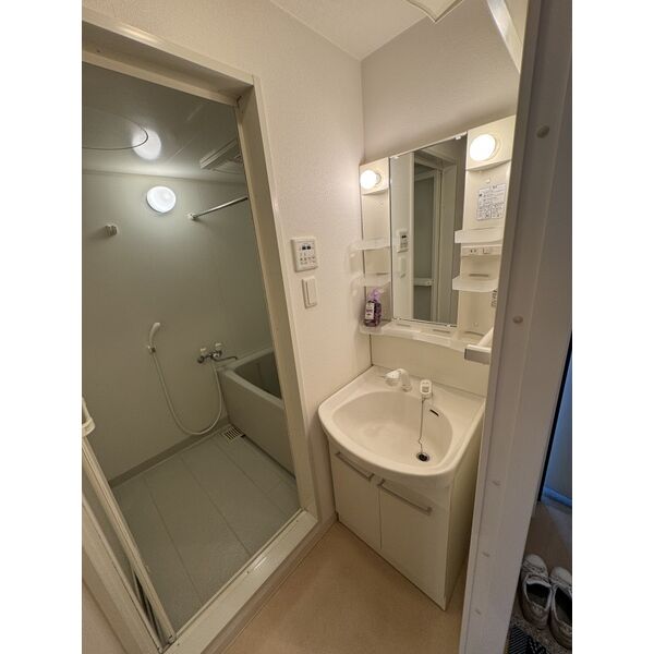 洗面設備　内装イメージ