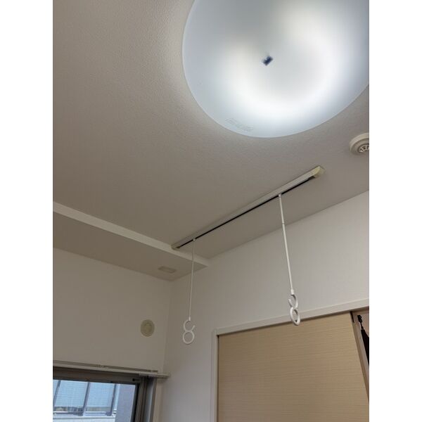 その他設備　室内物干し 内装イメージ