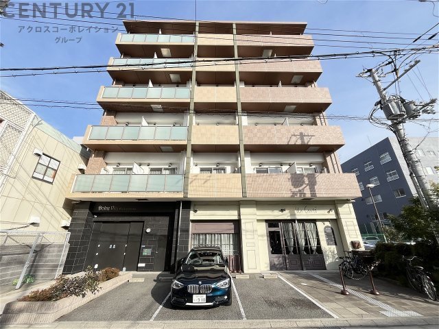 建物外観　オートロック・防犯カメラ付きで安心です！