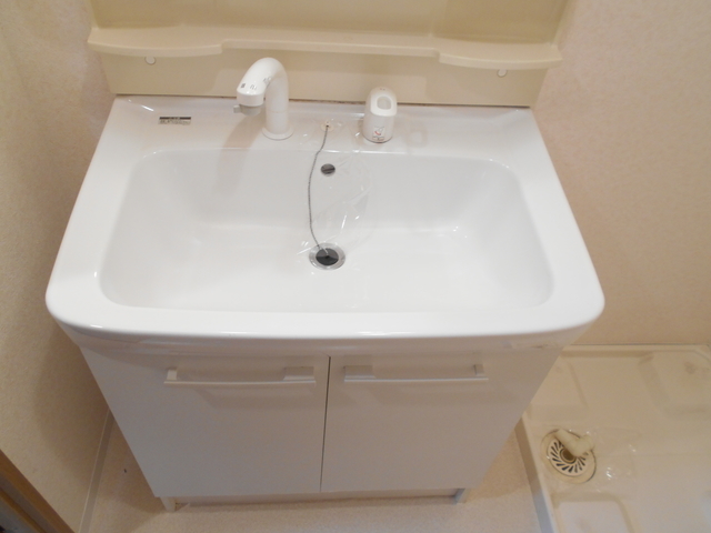 洗面設備　洗髪洗面化粧台です