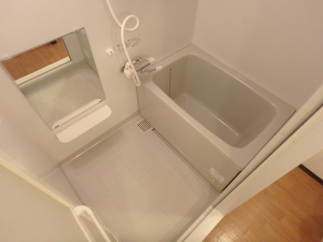 バス・シャワールーム　お風呂です