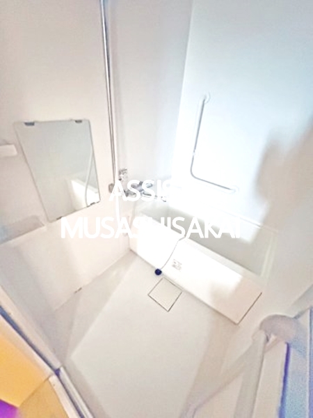 バス・シャワールーム　室内写真：設備同仕様の別号室です