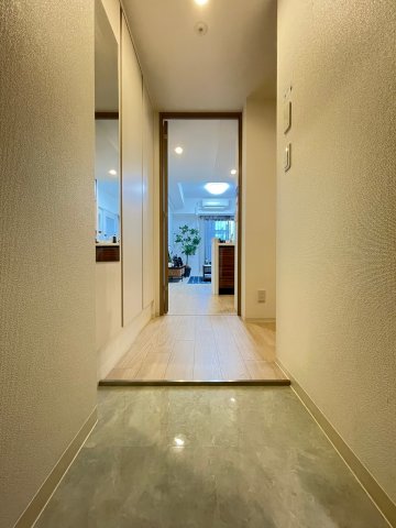 玄関　詳細は、RISUMO江坂本店→06-6155-7137まで♪