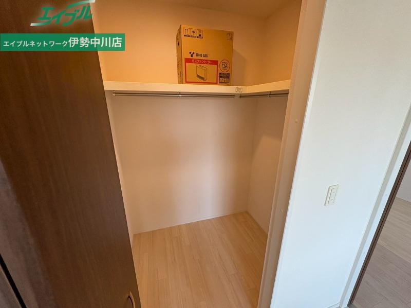 収納　同物件別室画像