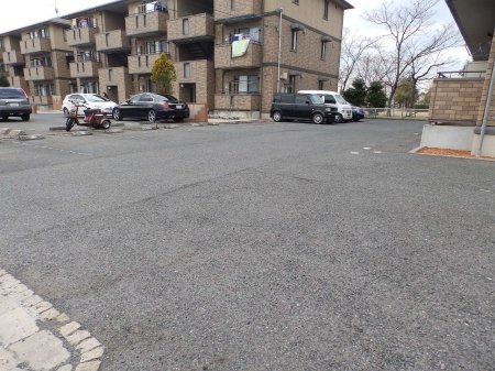 駐車場　駐車場です